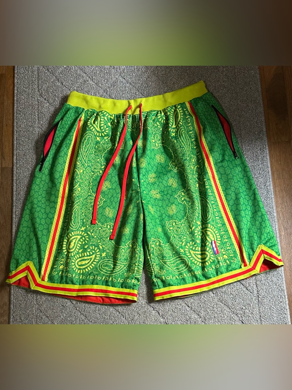 NWOT Collect & Select 3XL Kobe Swingman Grinch Green Mamba Shorts XXXL Christmas